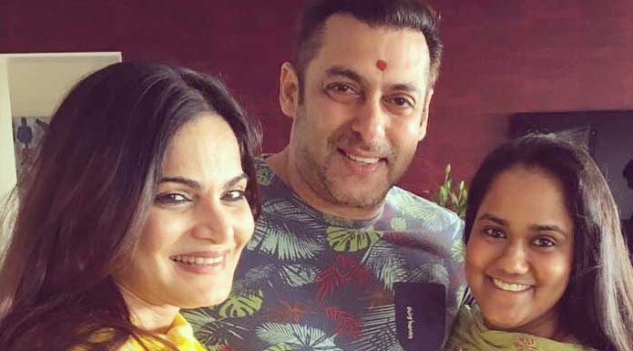 Salman Khan celebrated Raksha Bandhan with his Sisters