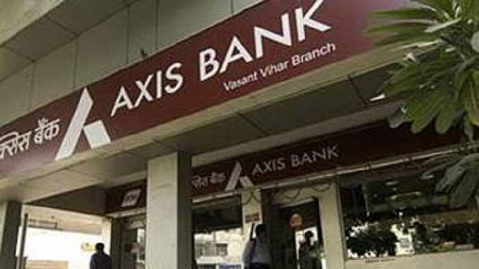 chandani chowk axis bank