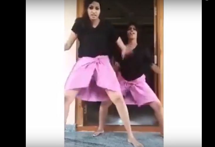 funny indian girls lungi dance