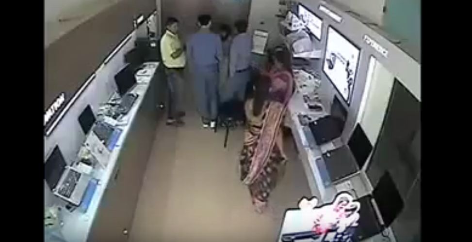 Women Thief Video