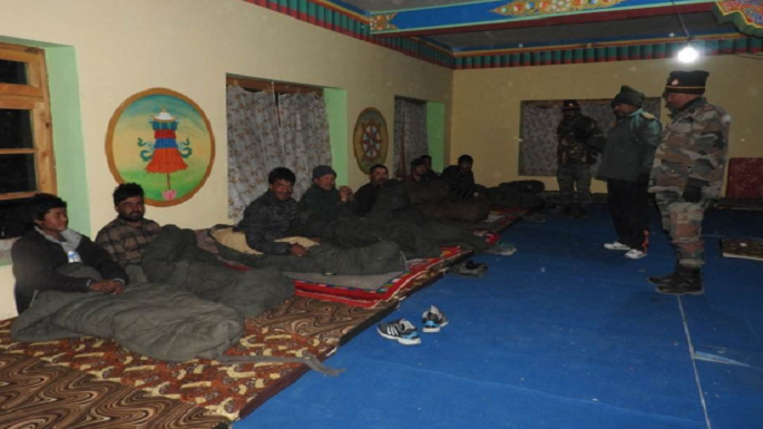 ladakh avalanche rescue camp