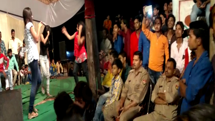 Lucknow Poilce busy in Obscene Dance program