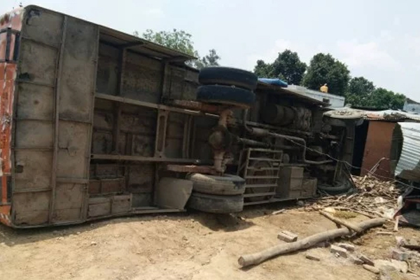 balrampur bus accident