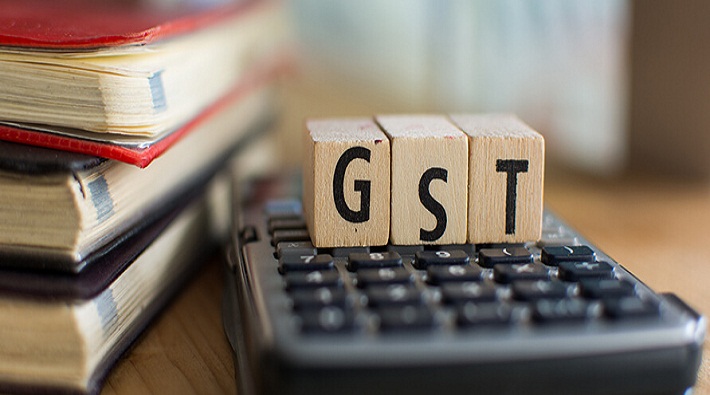 hotel businessman happy with gst implementation in agra