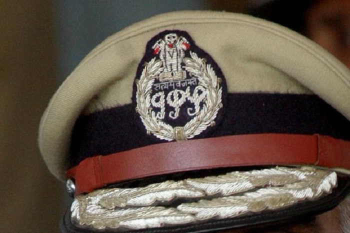 4 IPS officers