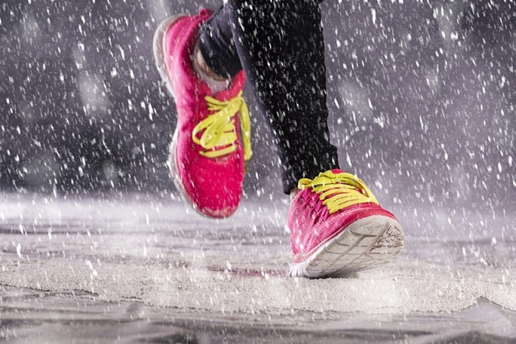 Simple fitness tips for monsoon: Don’t let your fit mode dry out