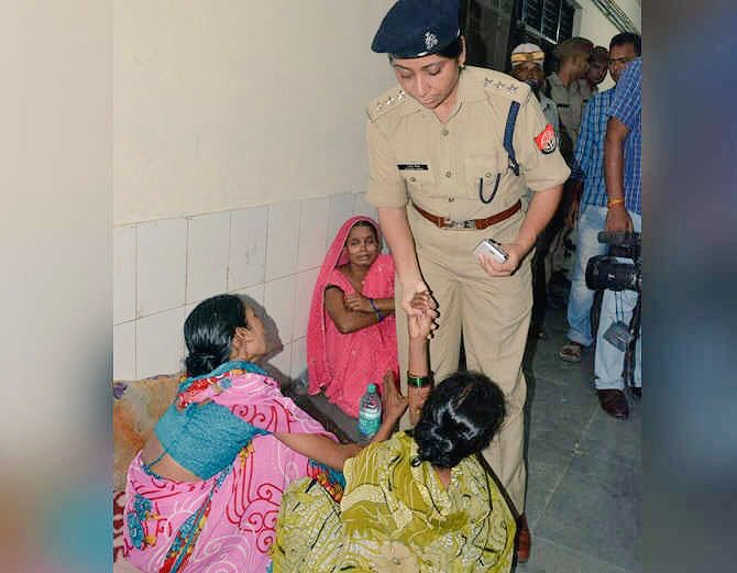 Foot hold crying in brd hospital gorakhapur