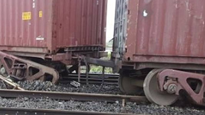 goods train derailed