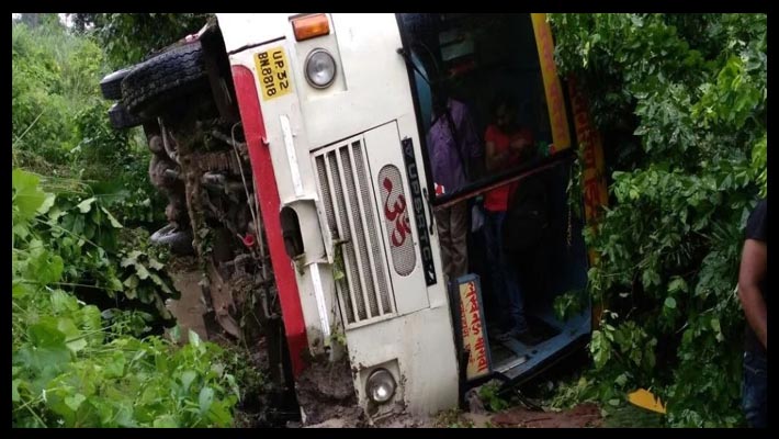 Bus accident in mohanlalganj lucknow