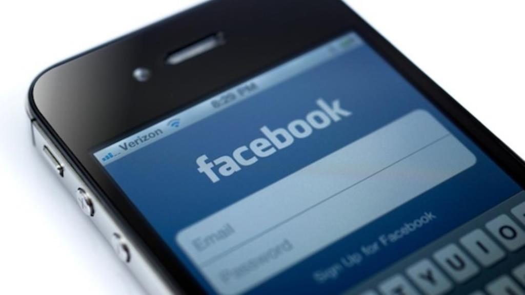 Facebook takes on online suicide challenges