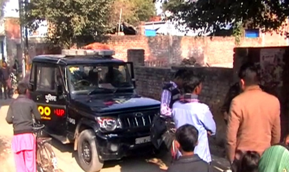 कानपुर में महिला की गला घोटकर हत्या