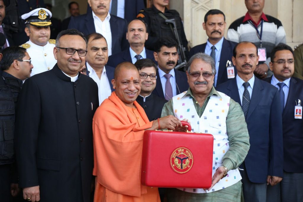 CM Yogi Adityanath arrives with the finance minister to present the budget for the new financial year