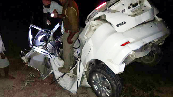 Four died in road accident in Deoria