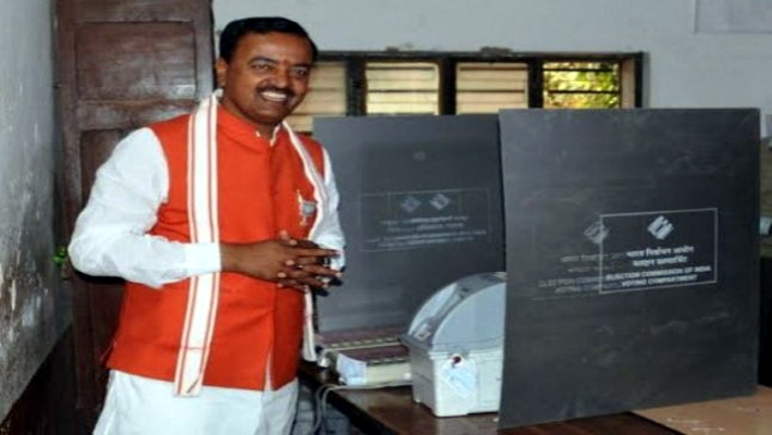 keshav prasad maurya cast his vote