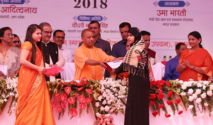 Yogi Adityanath will honor 'women power' in lucknow