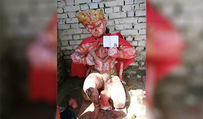 The statues of Hanuman ji of the fragmented chaotic elements in Ballia