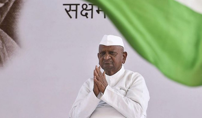 Anna Hazare hunger strike continues for fourth day
