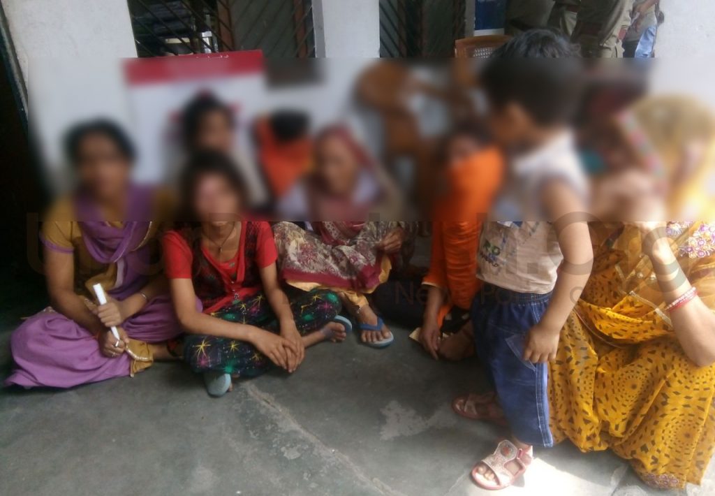 unnao rape victim family attempted self immolation at cm yogi residence