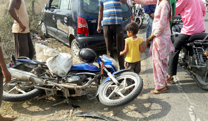 many people killed in road accident in uttar pradesh