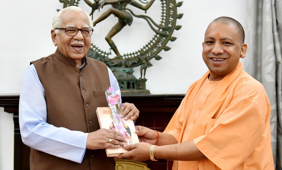 Keshav prasad and yogi congratulate to governor birthday1