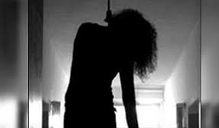 newly married woman commits suicide in farrukhabad