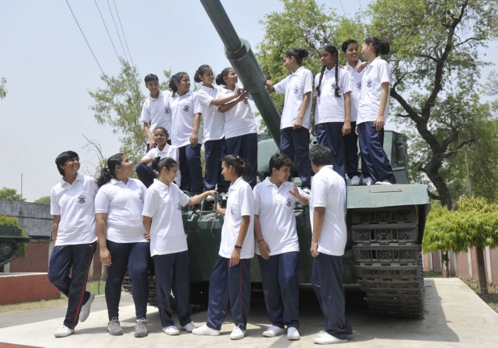 up-sainik-school-becomes-first-to-give-admission-to-girl-cadets