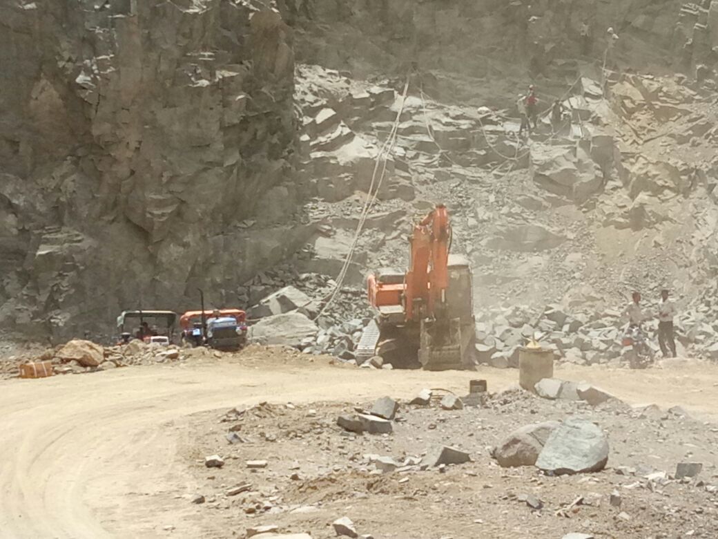 Blasting for illegal mining in Chitrakoot without permission