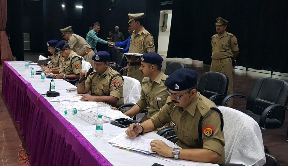 Lucknow: Vice President visit SSP meeting with officers for Security