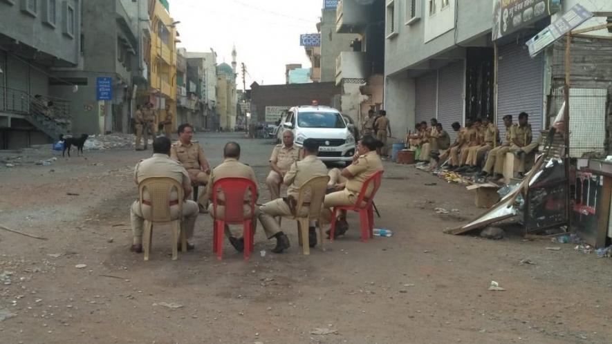 Aurangabad violence 2 groups 37 arrested Section 144