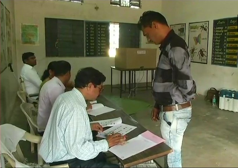 maharashtra-bypolls-voting-starts-Bhandara-Palghar