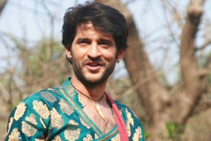 Television's Star Hiten Tejwani To Join The Phenomenal Star Cast Of 'Kalank'