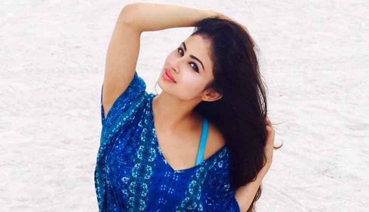 Mouni Roy Bagged Her Fourth Bollywood Film, She Is To Star Opposite Rajkummar Rao