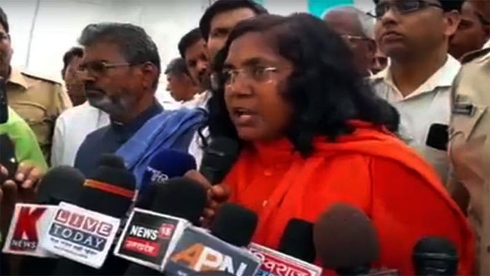 MP Savitri Bai Phule accused of 12 bigha land possession for His uncle