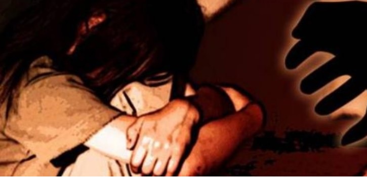 अधेड़ युवक पर नाबालिग मानसिक रोगी बच्ची से दुष्कर्म करने का आरोप