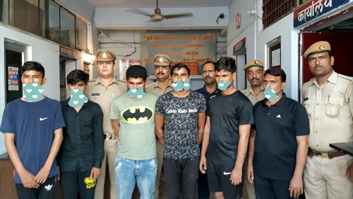 Anti Dacoity Cell Arrested Six Dacoits of Madhya Pradesh