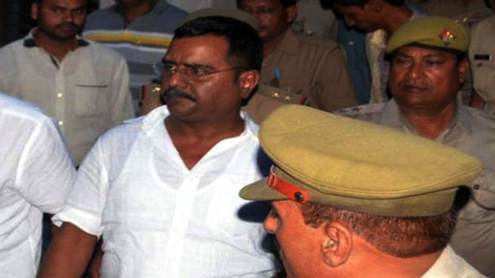 Atul Singh Sengar Beat To Prisoner in Courtroom Created Ruckus in Jail