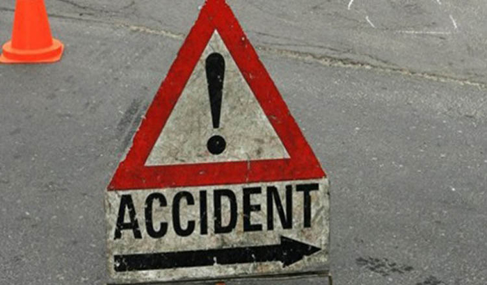Bijnor: One bike rider died in road accident, one injured