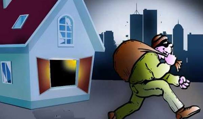 Pratapgarh: Theft of 20 lakh from the house in Wajidpur