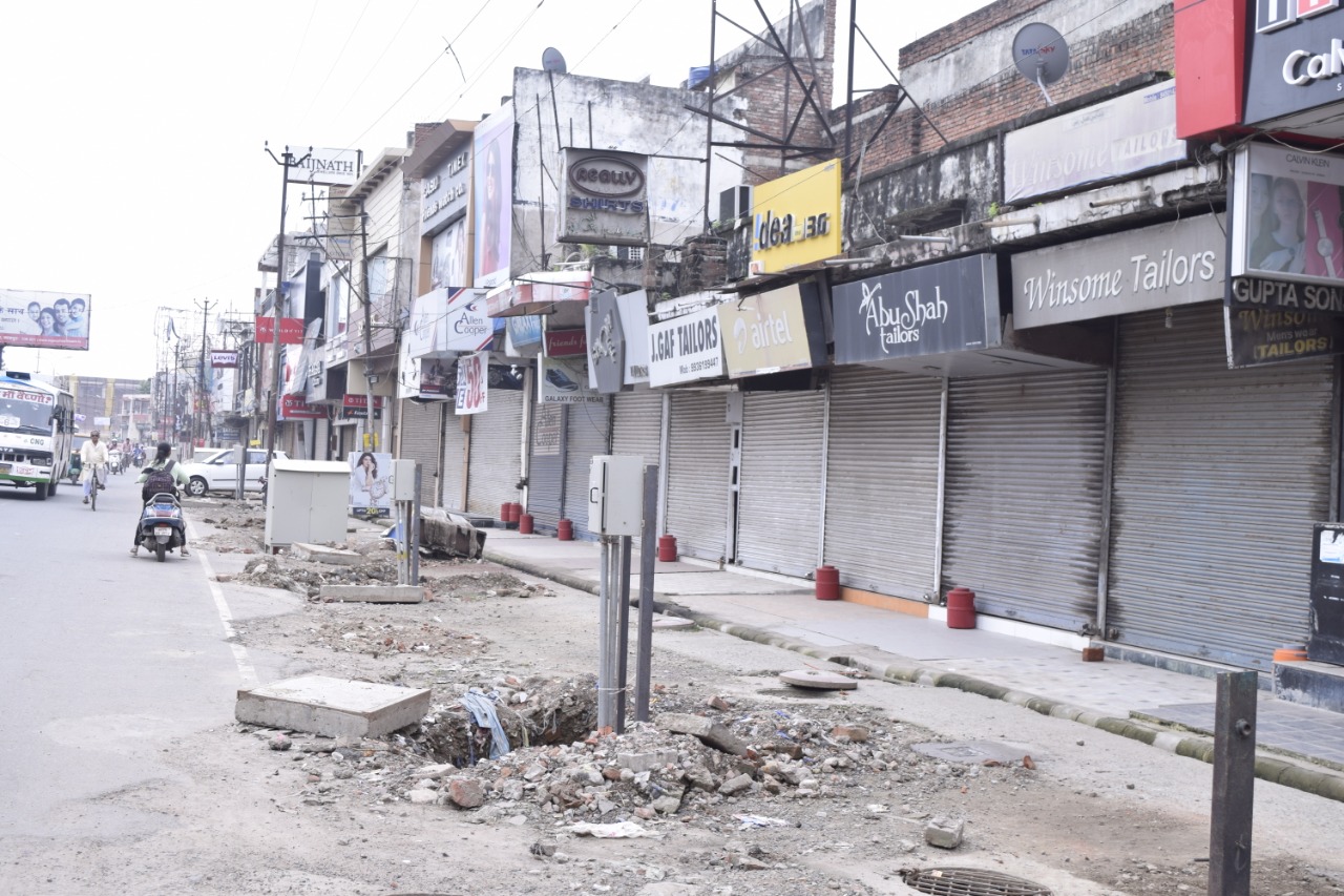 shops are closed under the bharat band movement