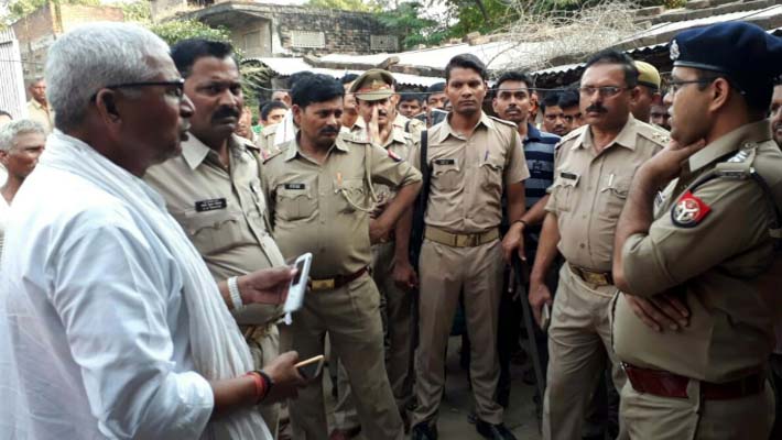 Ballia: Cops Accused of Old Man Death Torture Brutally Beat