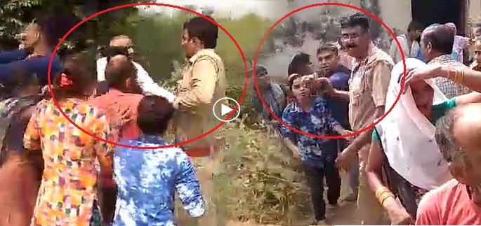 Women disrespectfully abusing police officers on duty