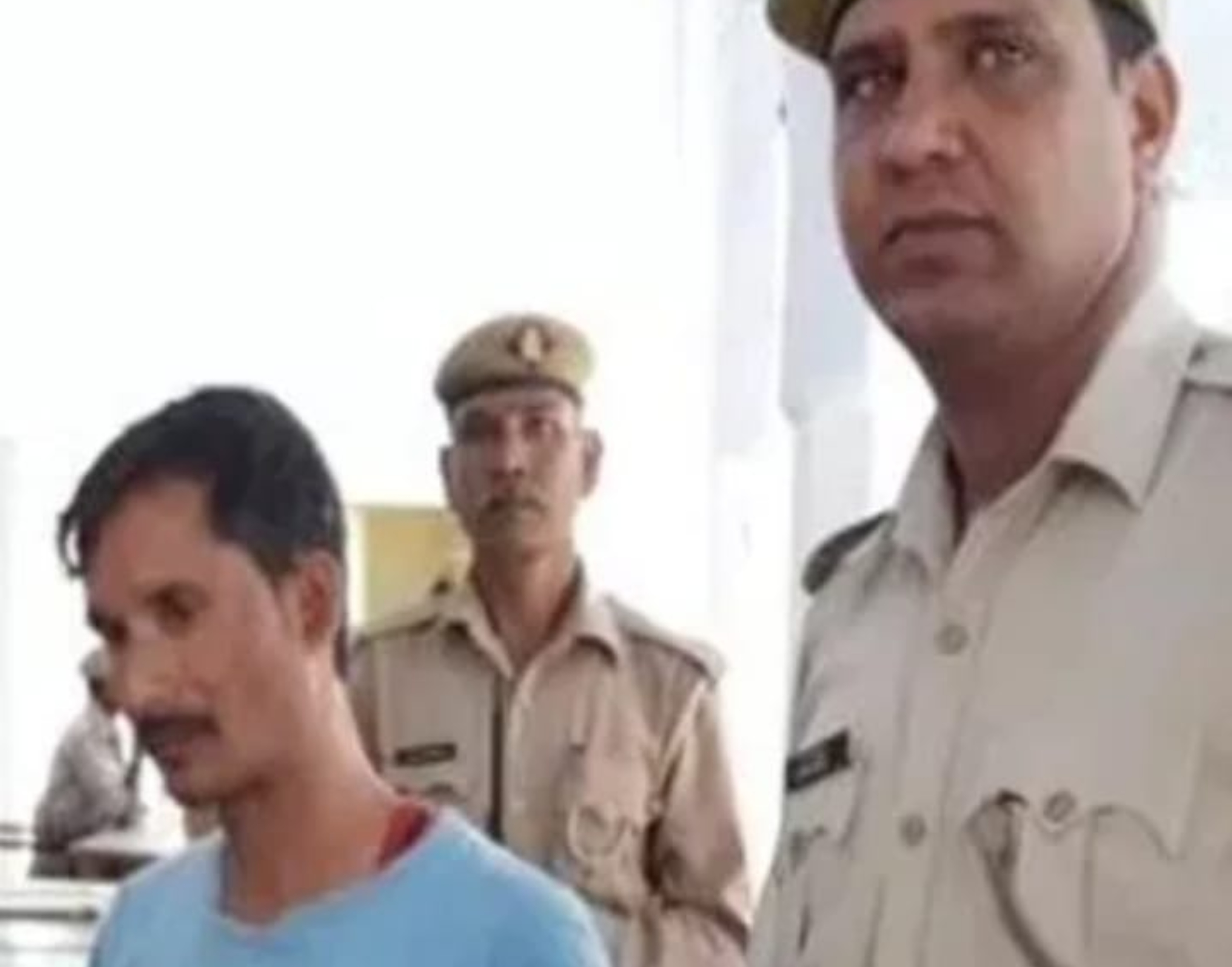 man trying to molest female patient admitted in district hospital Arrested