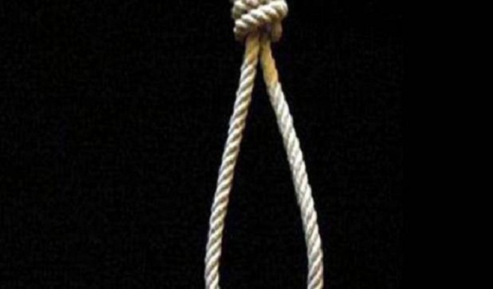 girl-committed-suicide-by-hanging