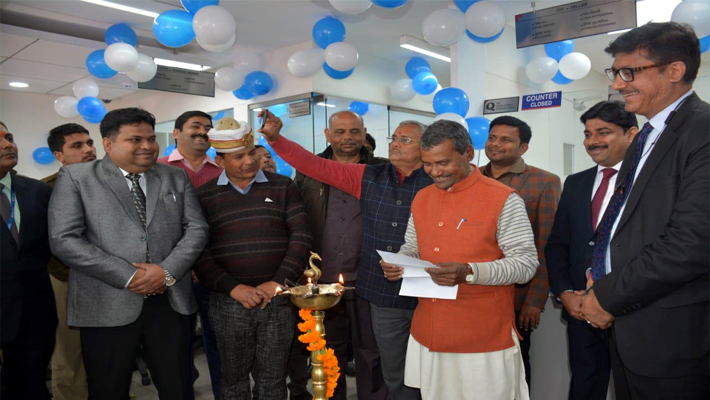HDFC Bank Daliganj Branch Inaugurated by Cabinet Minister Ramapati Shastri