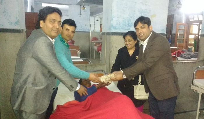 Hospital officials celebrate republic day with patients