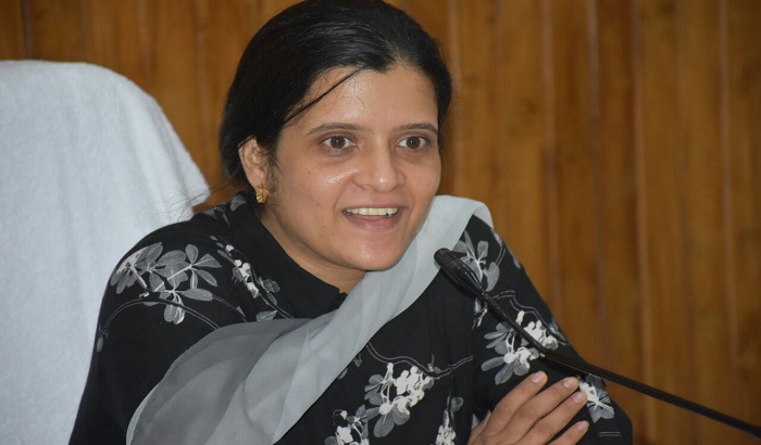 DM Mala Srivastava