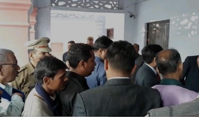 Gorakhpur: CM Yogi Adityanath held Janata Darbar today