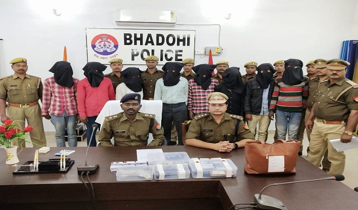 Bhadohi police Arrested the gang of intruder thieves