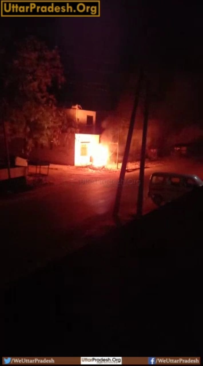 City people in darkness because of transformer catching fire