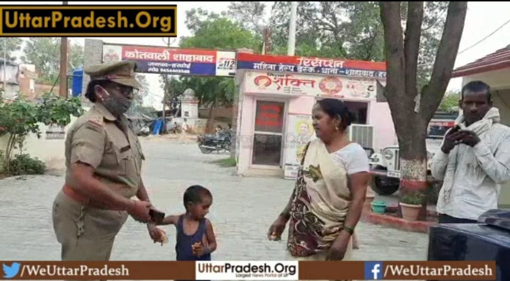 hardoi-girl-who-lost-her-way-was-reunited-by-the-inspector-with-the-family